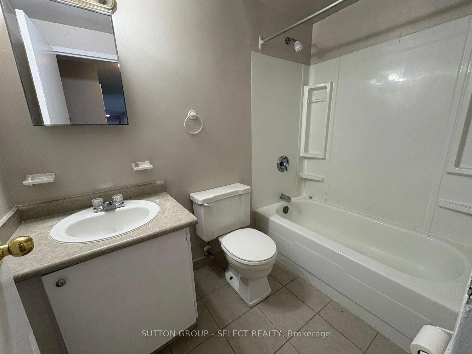 Photo 11 of Unit 6, 79 Baldoon Road, Chatham-Kent — HOMEH