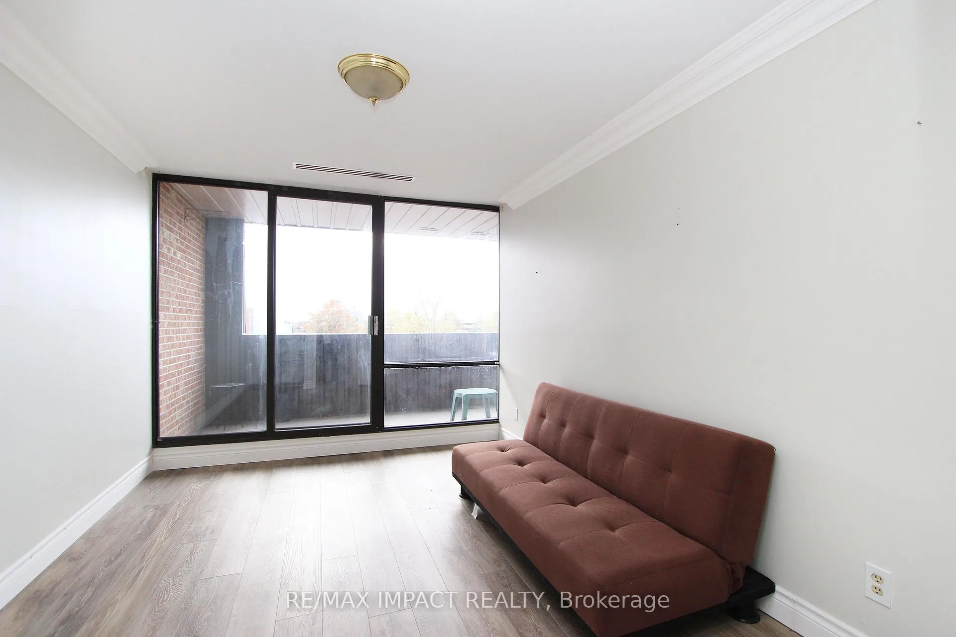 Photo 19 of Unit 409, 337 Simcoe Street N, Oshawa, O'Neill — HOMEH