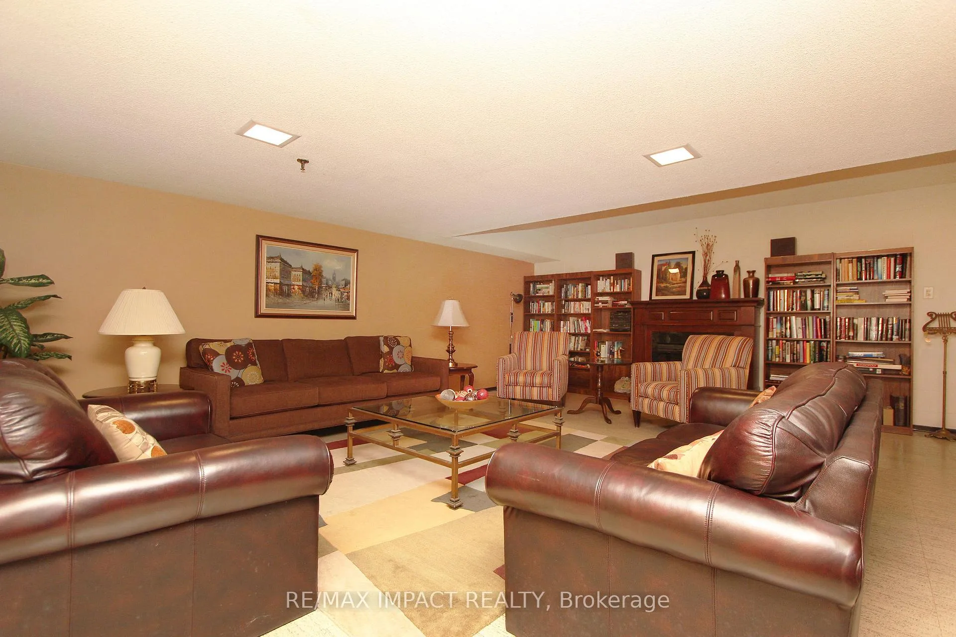 Photo 27 of Unit 409, 337 Simcoe Street N, Oshawa, O'Neill — HOMEH