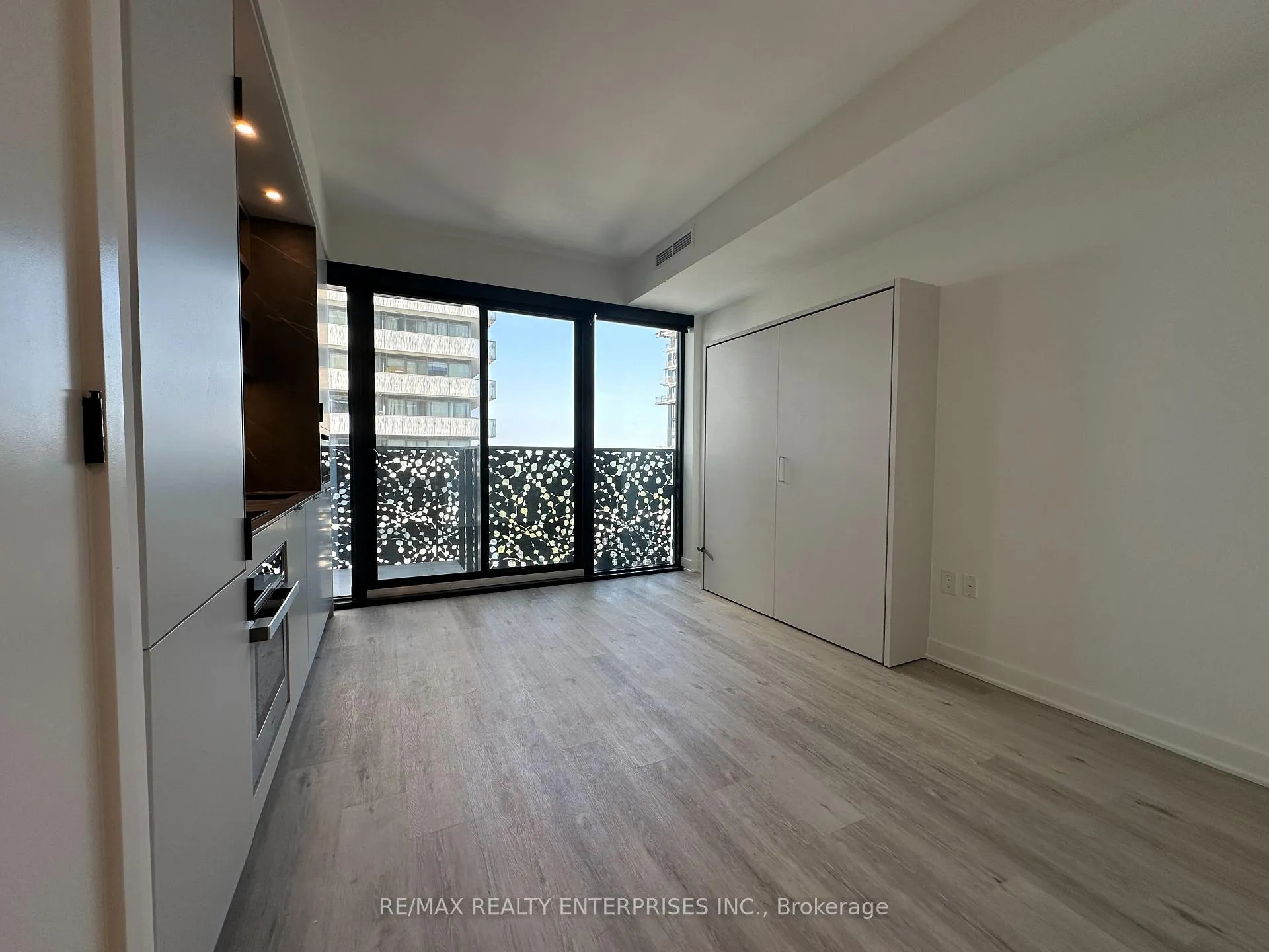 Photo 10 of Unit 3211, 55 Charles Street E, Toronto, Church-Yonge Corridor — HOMEH