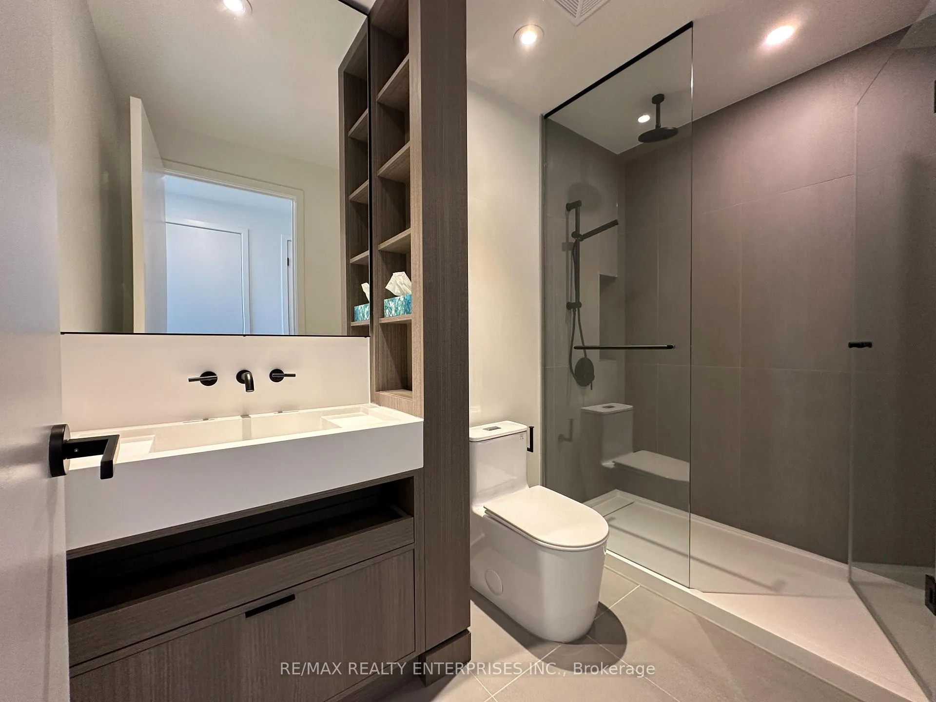 Photo 19 of Unit 3211, 55 Charles Street E, Toronto, Church-Yonge Corridor — HOMEH