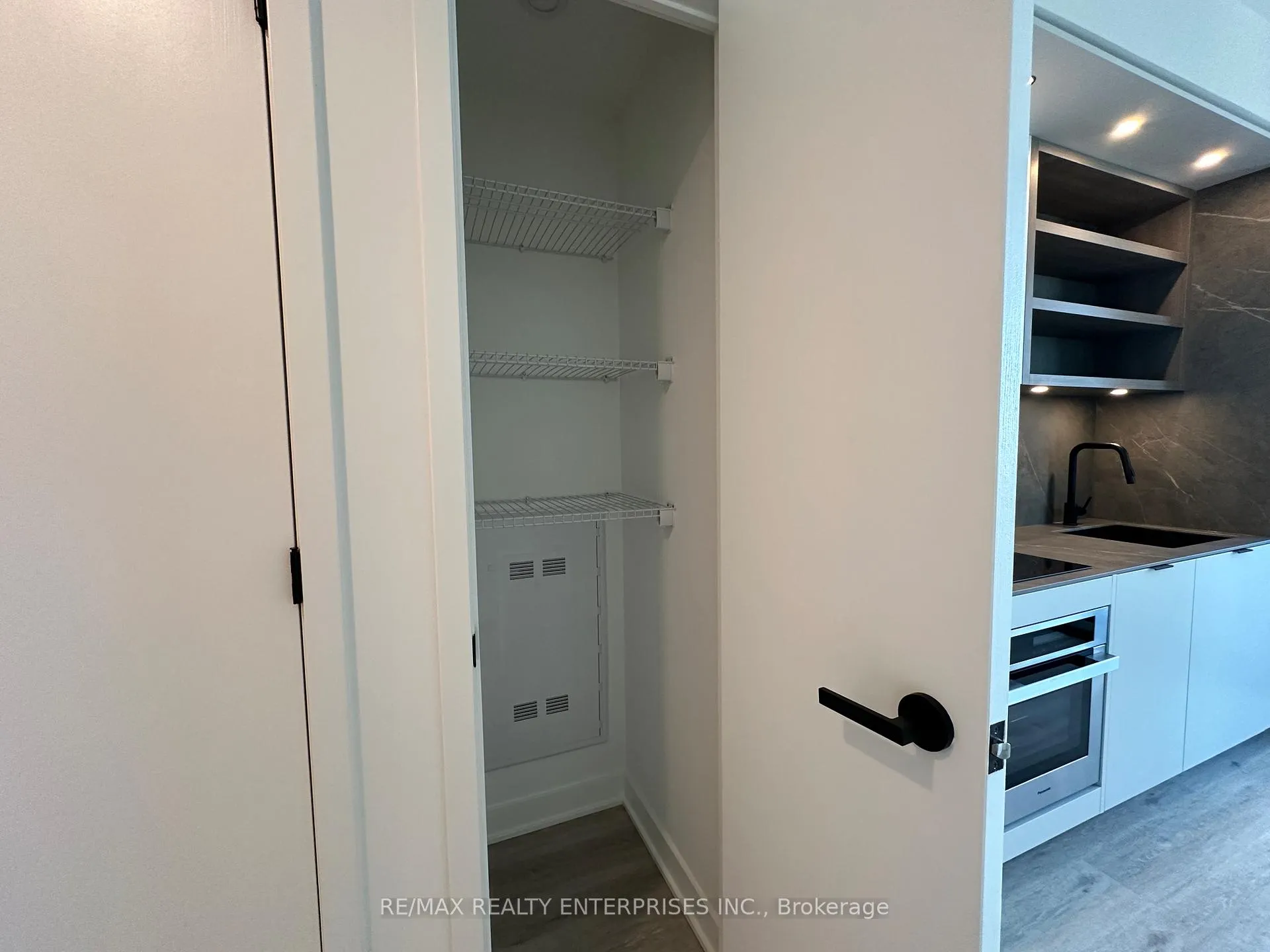 Photo 23 of Unit 3211, 55 Charles Street E, Toronto, Church-Yonge Corridor — HOMEH