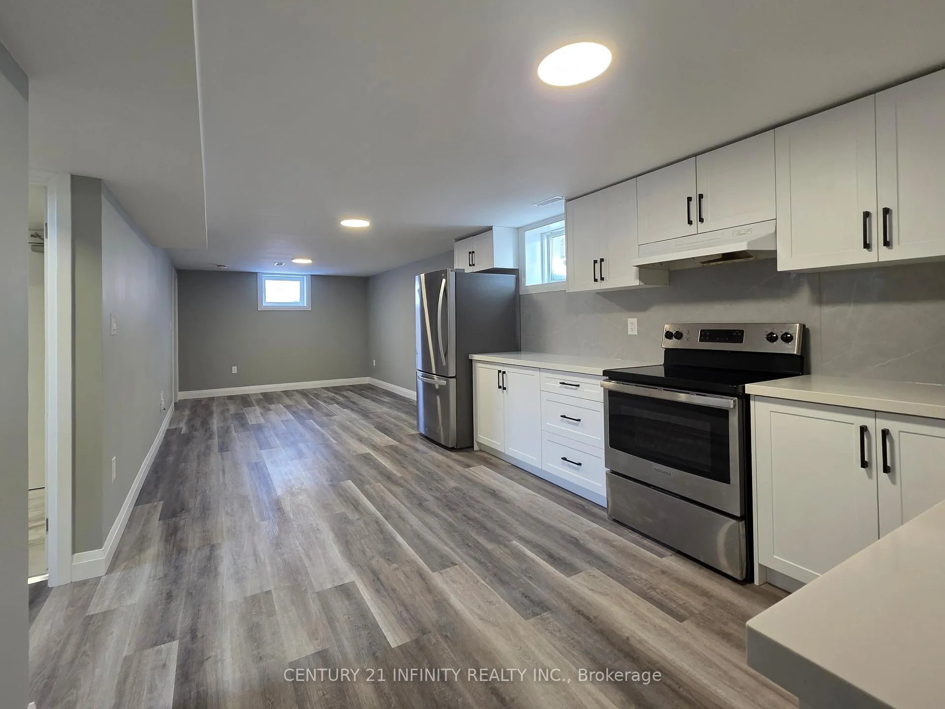 Photo 5 of 109 Purdy Crescent, Hamilton, Greeningdon — HOMEH