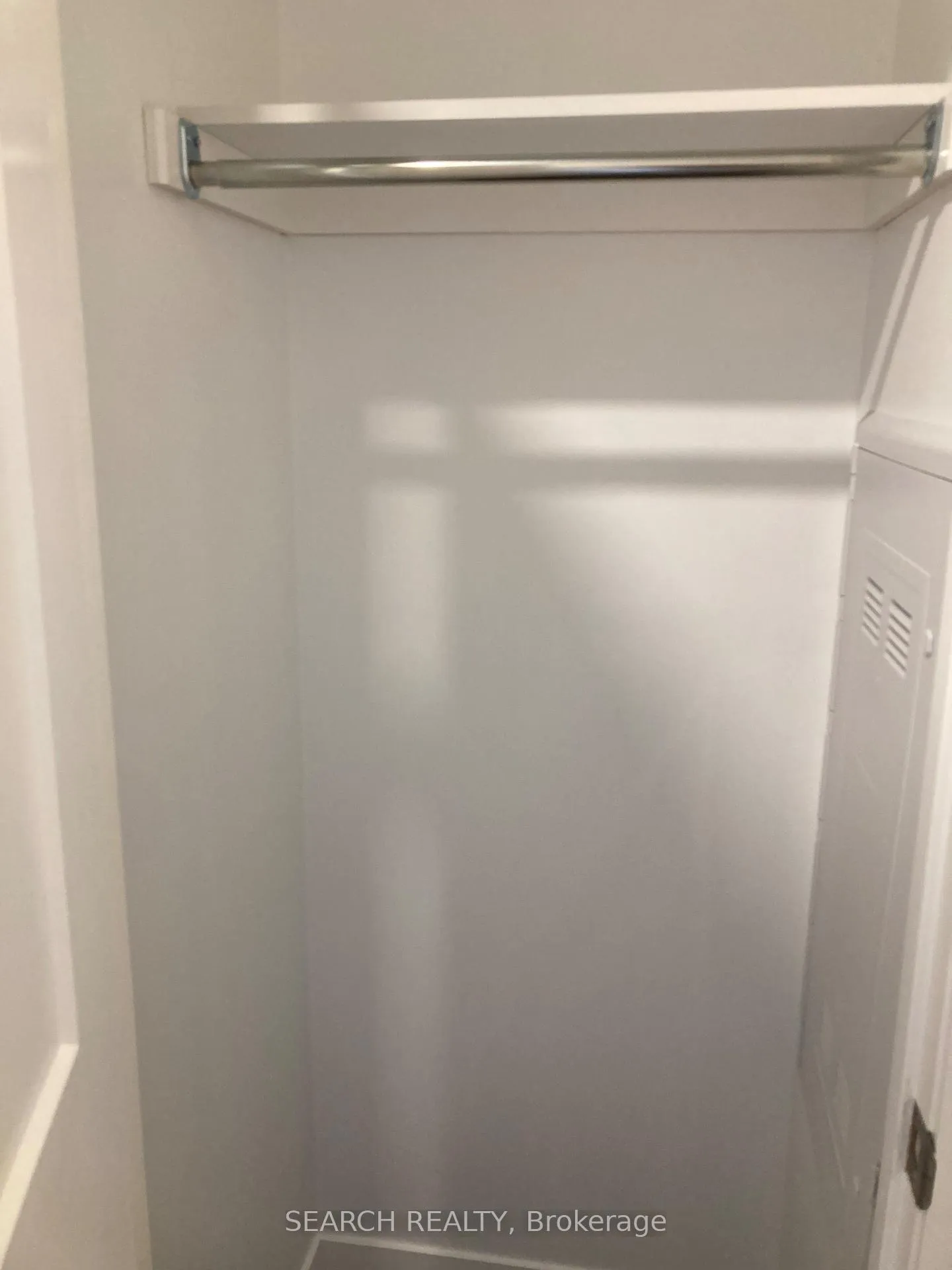 Photo 5 of Unit 806, 15 Queen Street, Hamilton, Central — HOMEH