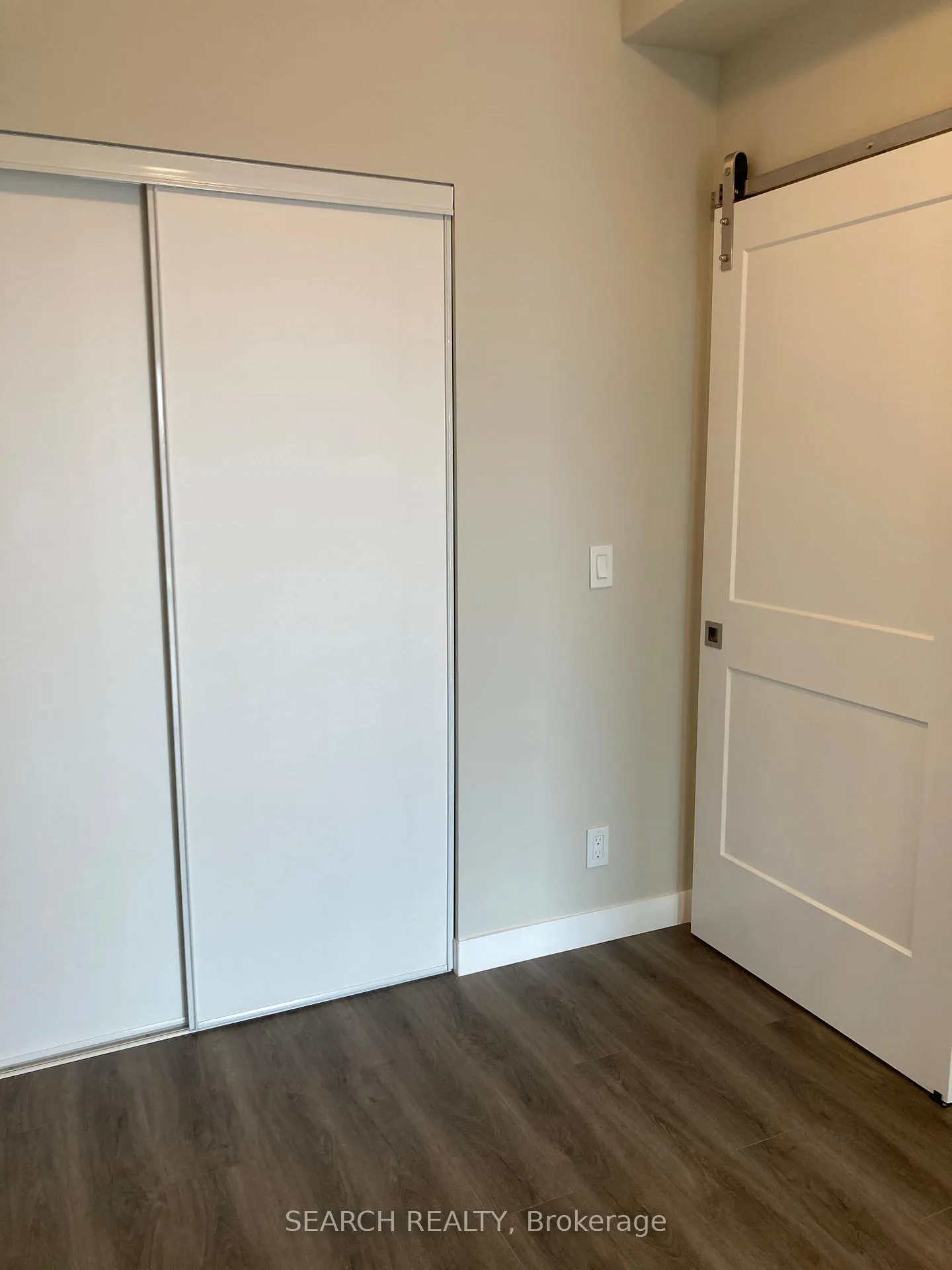 Photo 6 of Unit 806, 15 Queen Street, Hamilton, Central — HOMEH