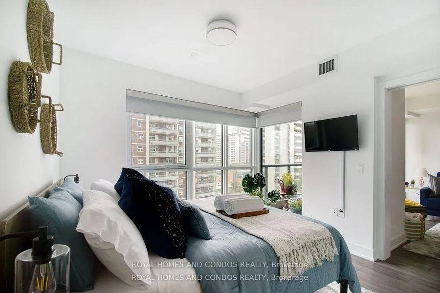 Photo 18 of Unit 620, 585 Bloor Street E, Toronto, North St. James Town — HOMEH
