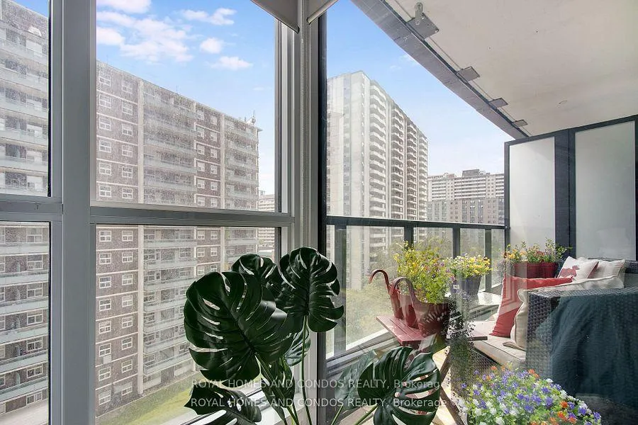 Photo 22 of Unit 620, 585 Bloor Street E, Toronto, North St. James Town — HOMEH