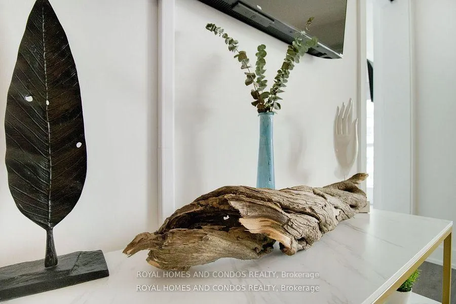 Photo 26 of Unit 620, 585 Bloor Street E, Toronto, North St. James Town — HOMEH