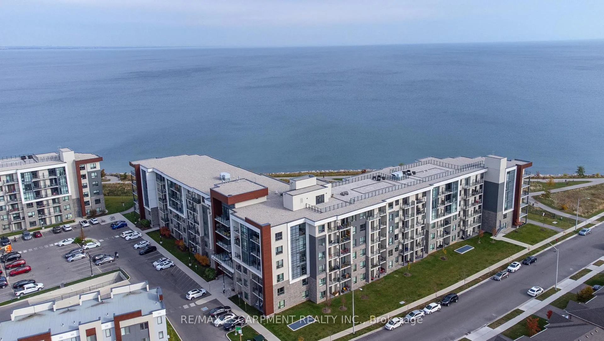 Photo 1 of Unit 537, 101 Shoreview Place, Hamilton, Stoney Creek — HOMEH