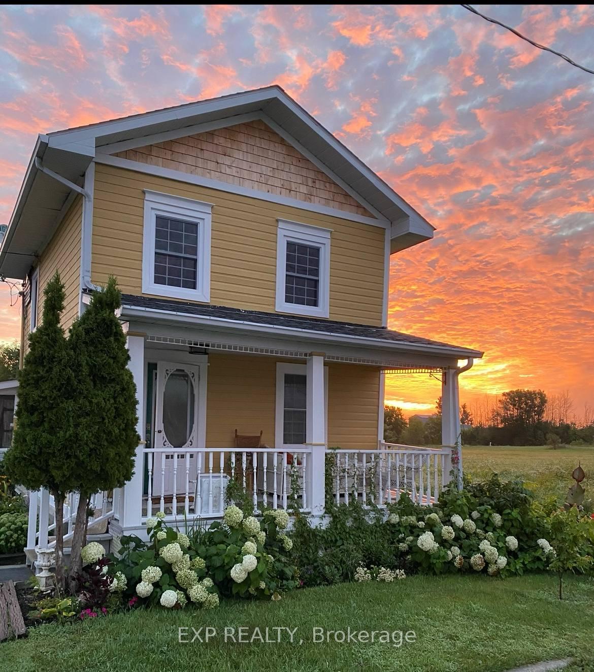 Photo 3 of 227 Mill Street, Champlain, Vankleek Hill — HOMEH