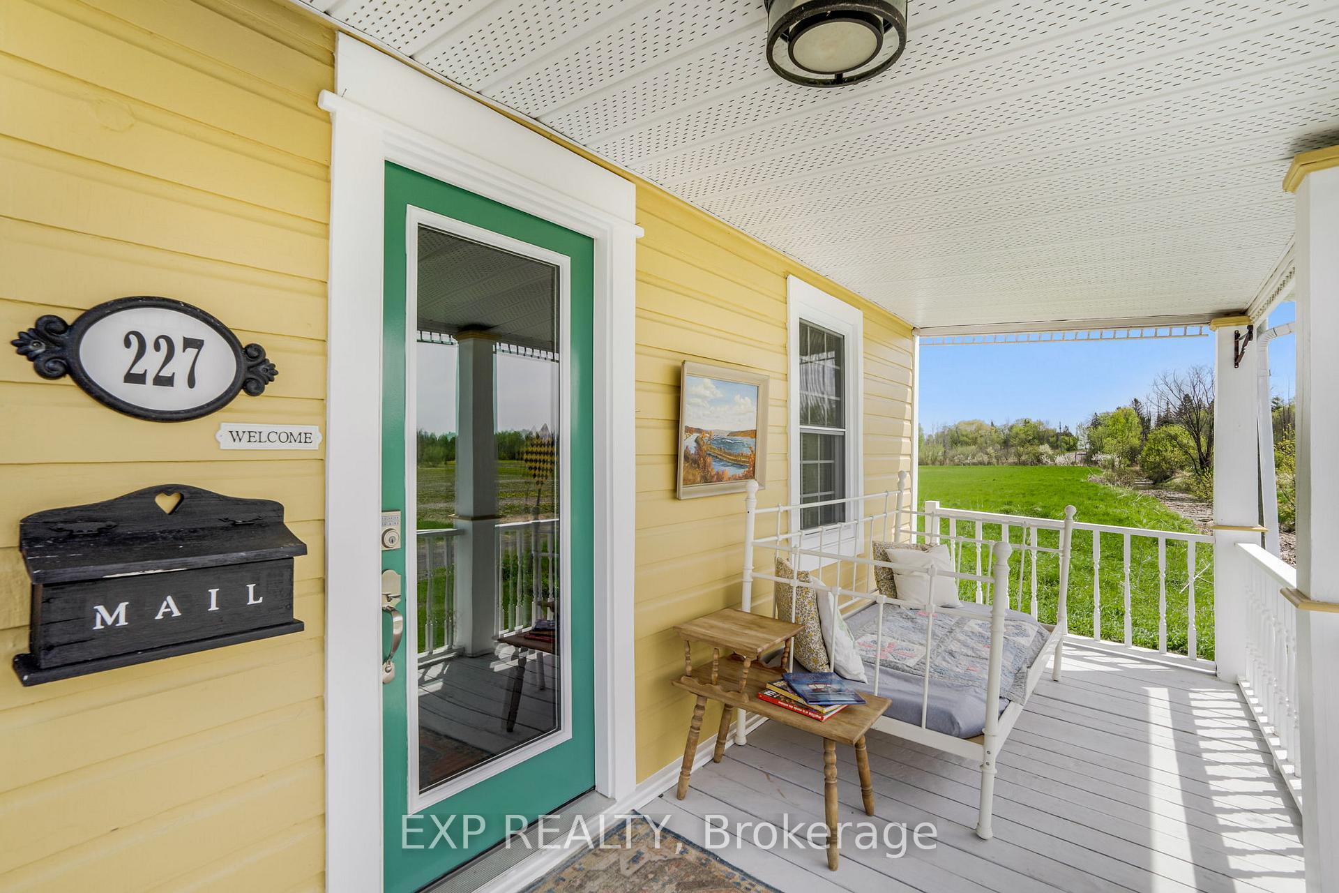 Photo 4 of 227 Mill Street, Champlain, Vankleek Hill — HOMEH