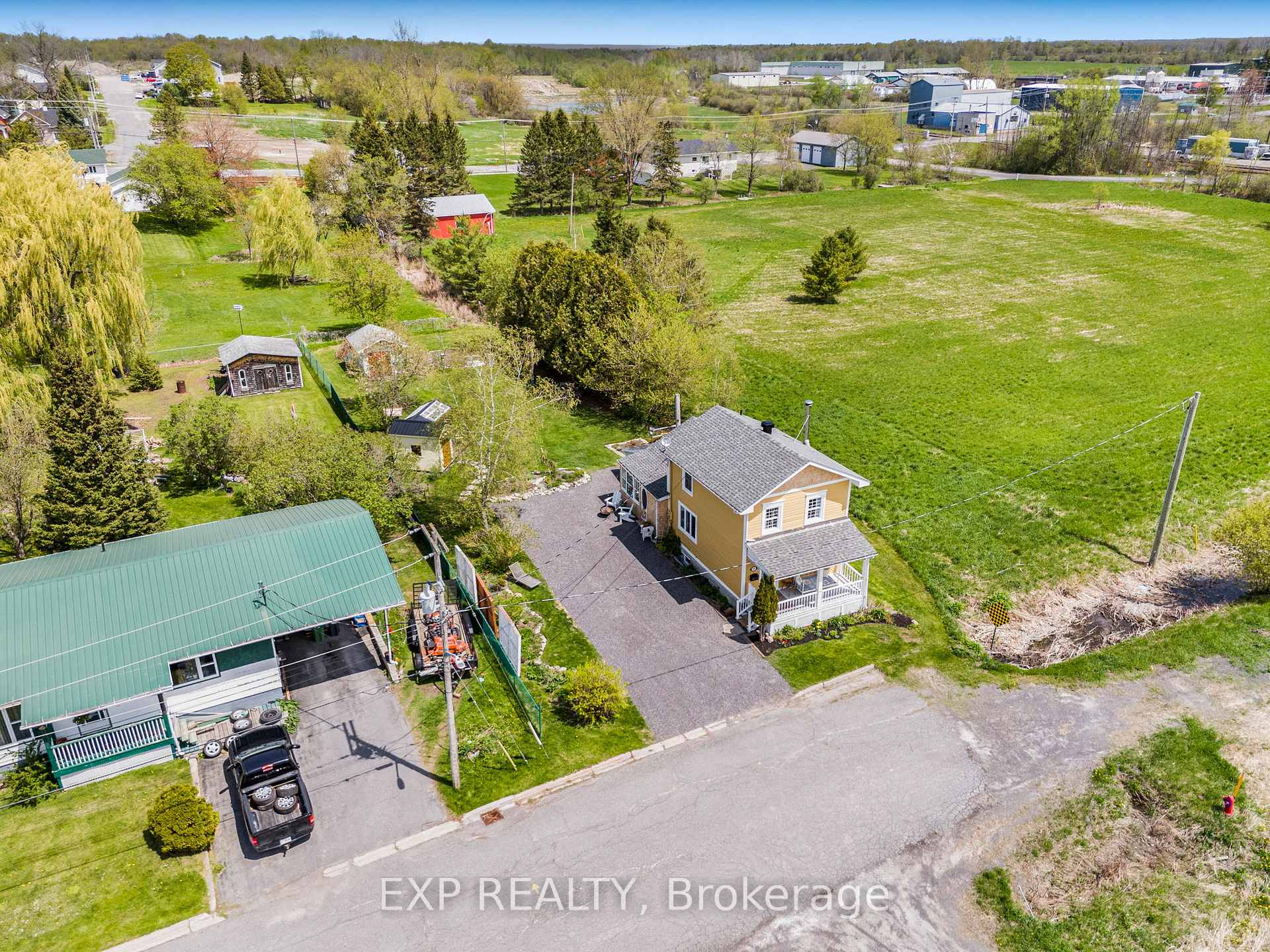 Photo 30 of 227 Mill Street, Champlain, Vankleek Hill — HOMEH