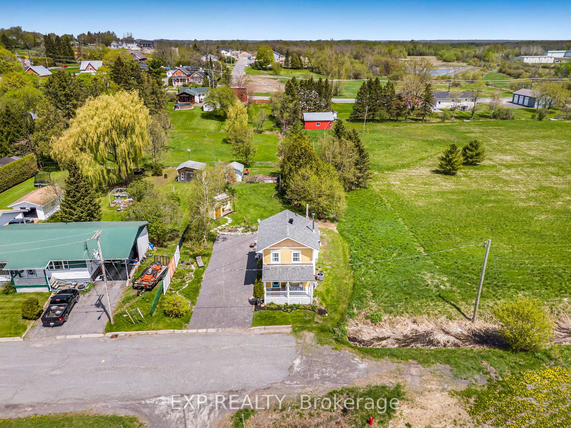 Photo 31 of 227 Mill Street, Champlain, Vankleek Hill — HOMEH
