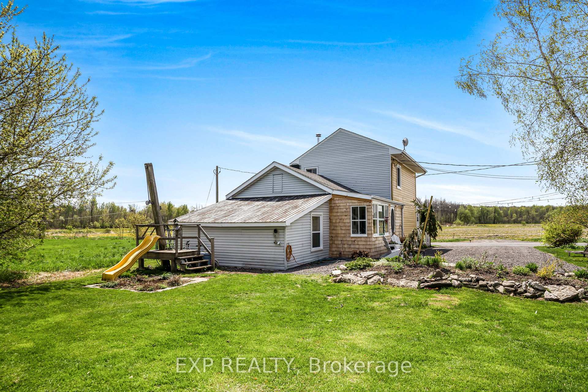 Photo 37 of 227 Mill Street, Champlain, Vankleek Hill — HOMEH