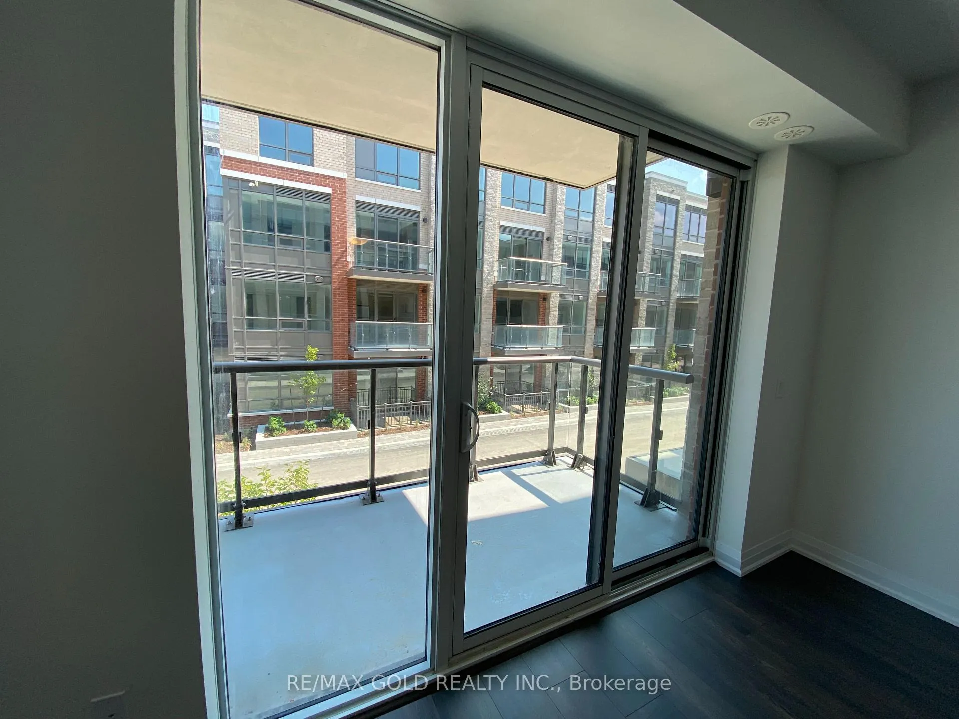 Photo 5 of Unit 247, 75 Attmar Drive, Brampton, Bram East — HOMEH