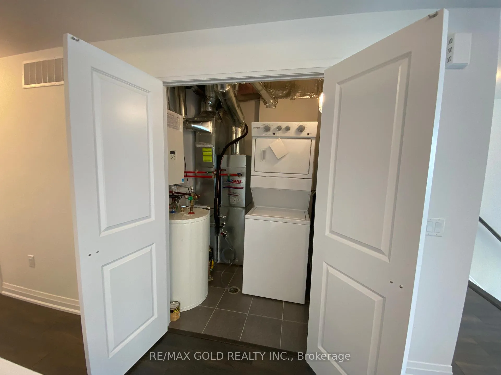 Photo 8 of Unit 247, 75 Attmar Drive, Brampton, Bram East — HOMEH