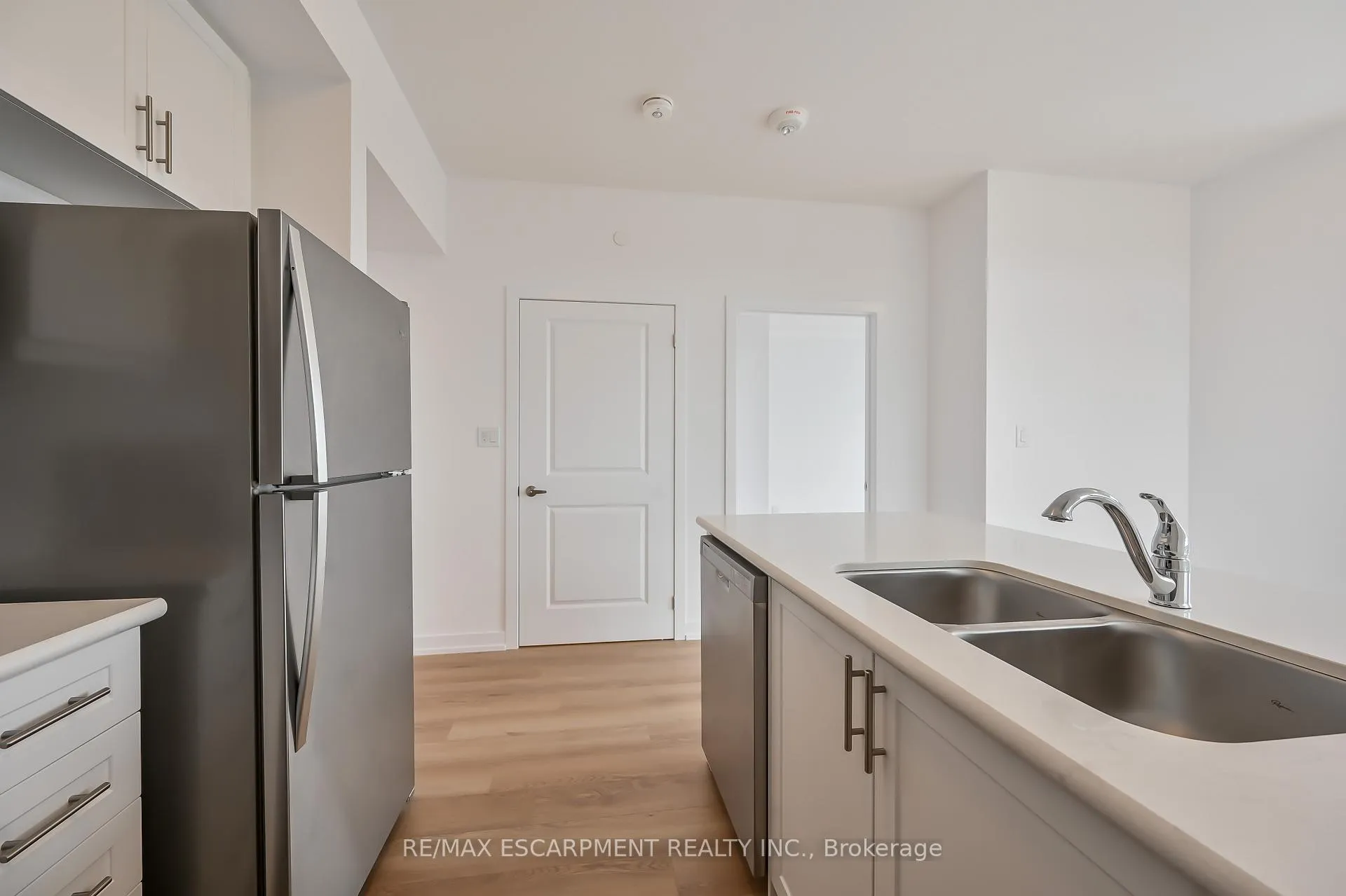 Photo 8 of Unit 611, 470 Dundas Street E, Hamilton, Waterdown — HOMEH