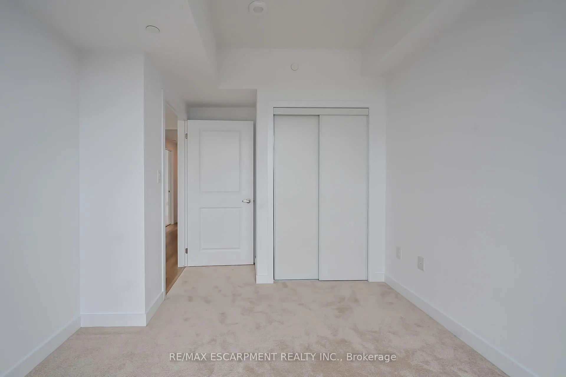 Photo 13 of Unit 611, 470 Dundas Street E, Hamilton, Waterdown — HOMEH