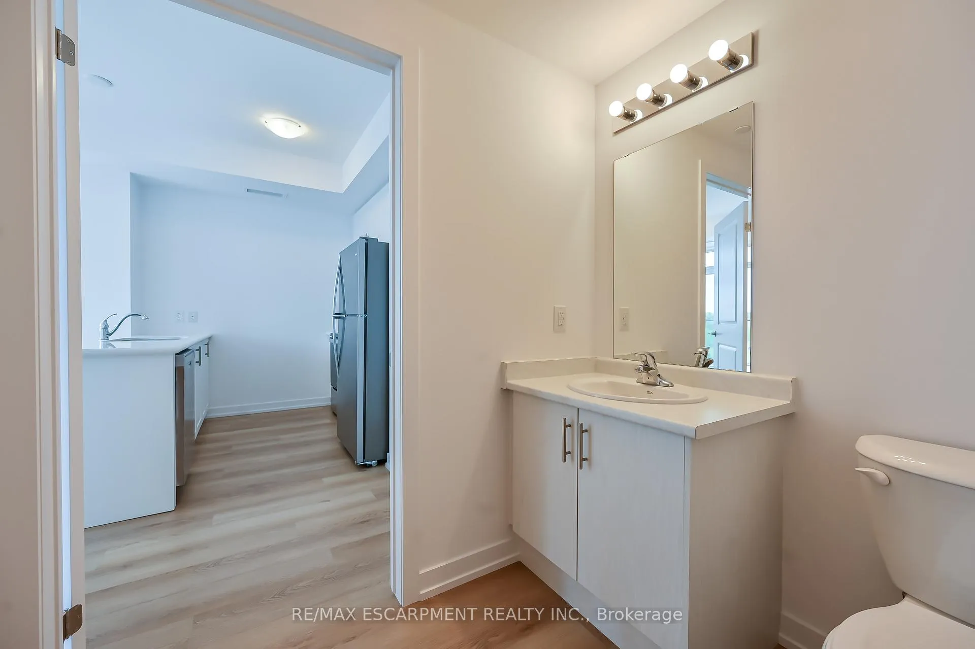 Photo 17 of Unit 611, 470 Dundas Street E, Hamilton, Waterdown — HOMEH