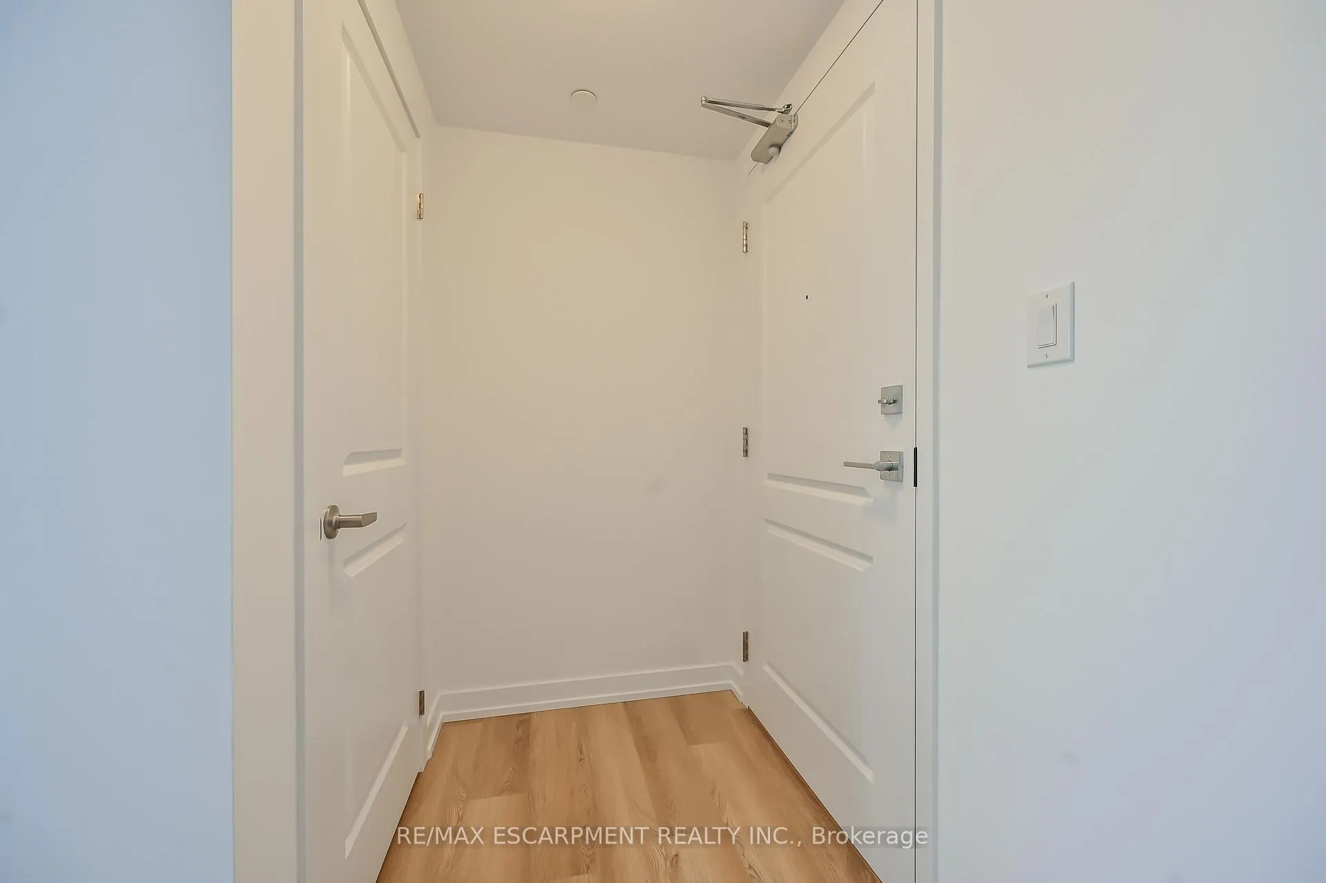 Photo 19 of Unit 611, 470 Dundas Street E, Hamilton, Waterdown — HOMEH