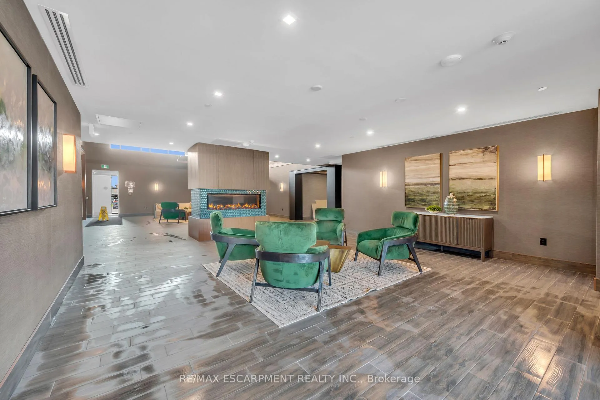 Photo 37 of Unit 611, 470 Dundas Street E, Hamilton, Waterdown — HOMEH