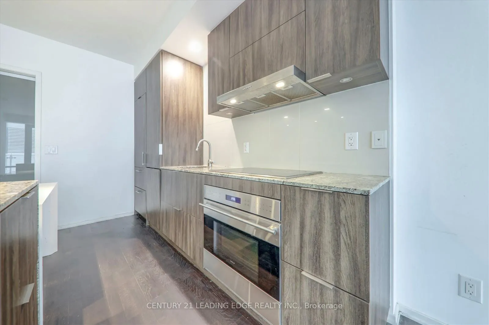 Photo 19 of Unit 416, 1 Bloor Street E, Toronto, Church-Yonge Corridor — HOMEH