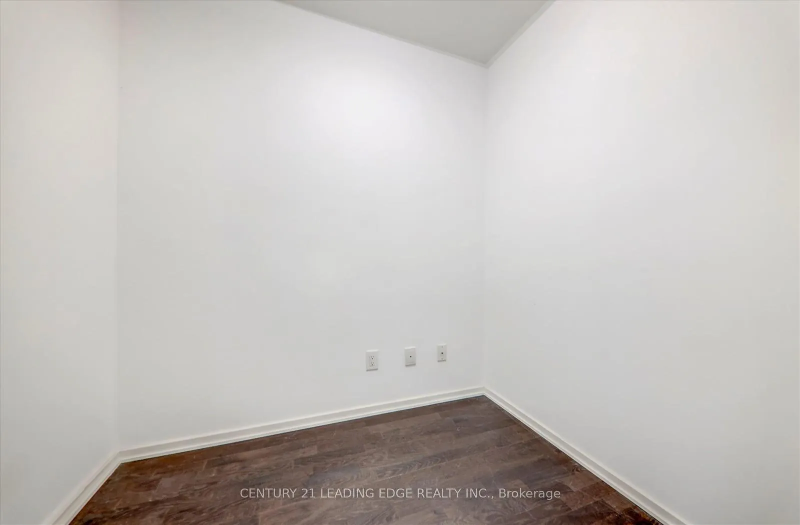 Photo 30 of Unit 416, 1 Bloor Street E, Toronto, Church-Yonge Corridor — HOMEH