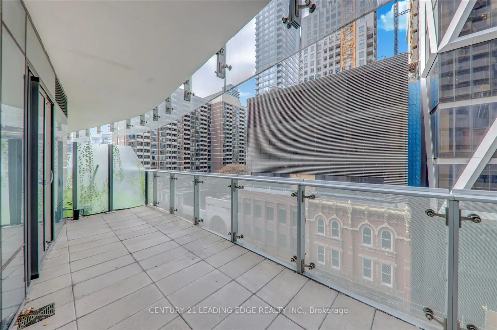 Photo 33 of Unit 416, 1 Bloor Street E, Toronto, Church-Yonge Corridor — HOMEH