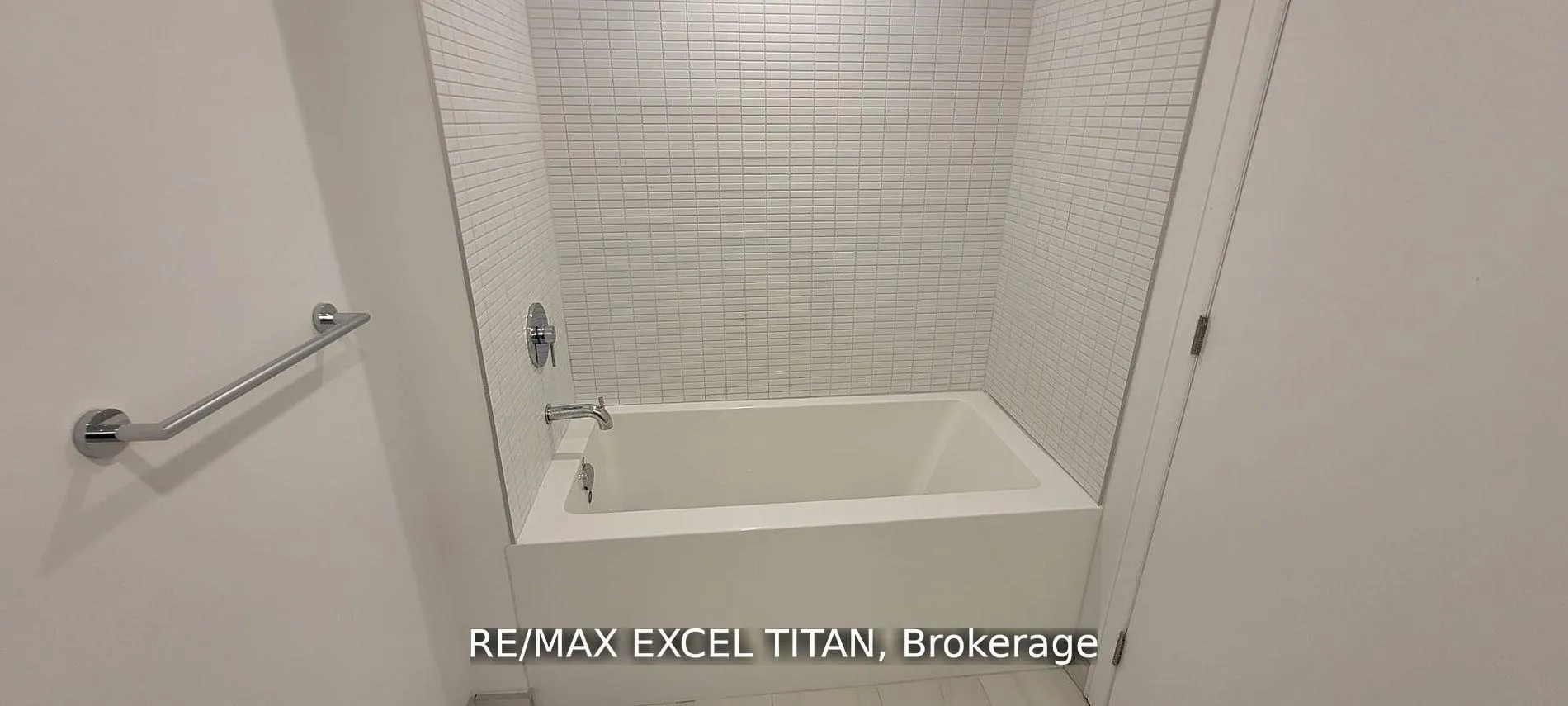 Photo 11 of Unit #417, 1 Jarvis Street, Hamilton, Beasley — HOMEH