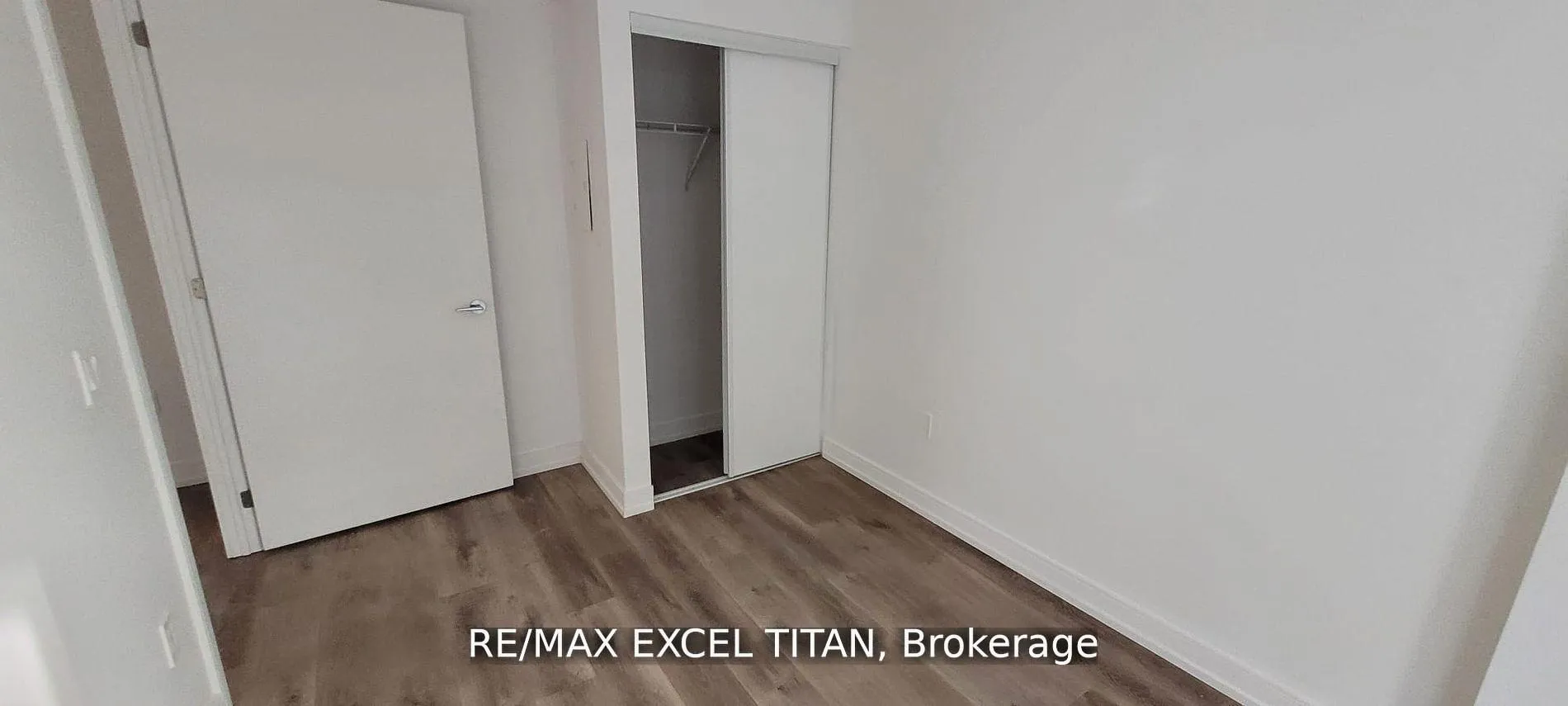 Photo 12 of Unit #417, 1 Jarvis Street, Hamilton, Beasley — HOMEH