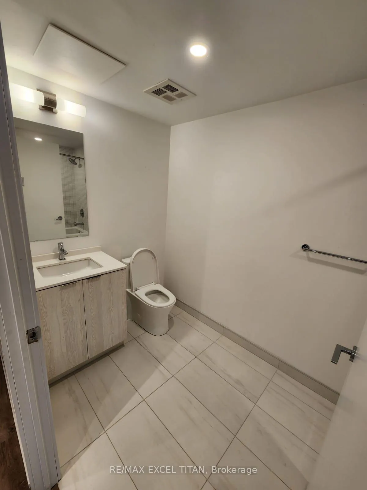 Photo 29 of Unit #417, 1 Jarvis Street, Hamilton, Beasley — HOMEH