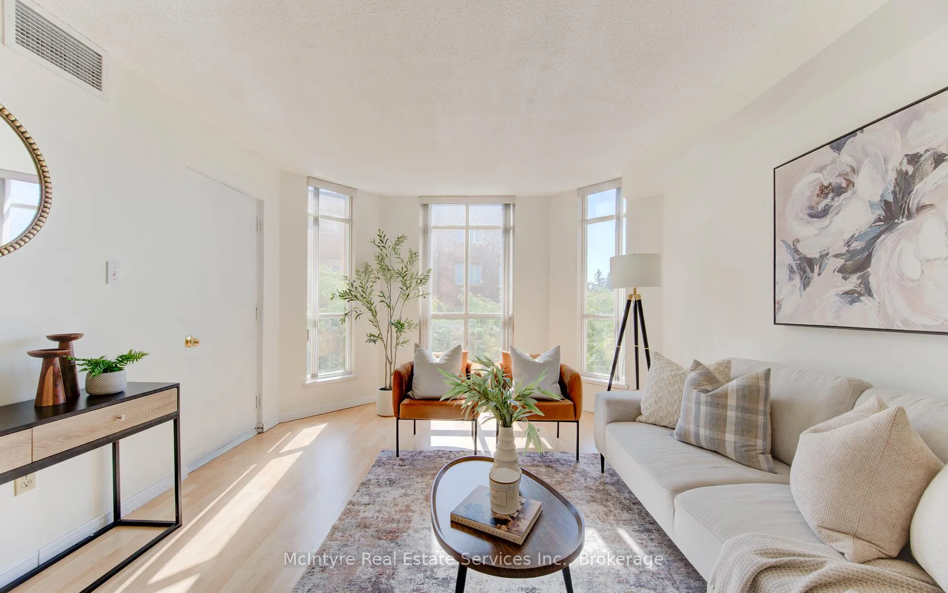 Photo 1 of Unit 405, 1414 King Street E, Kitchener — HOMEH