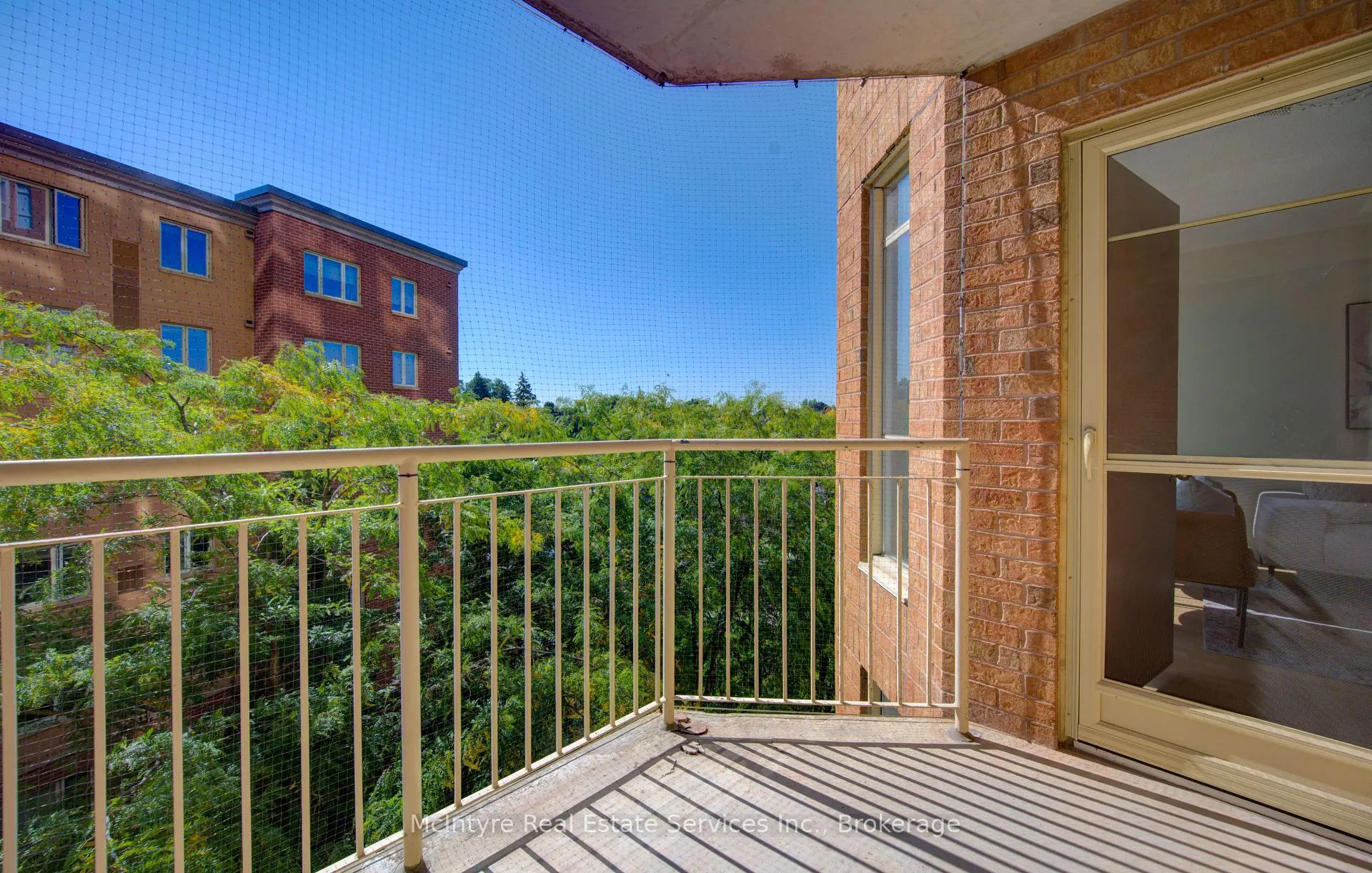 Photo 18 of Unit 405, 1414 King Street E, Kitchener — HOMEH