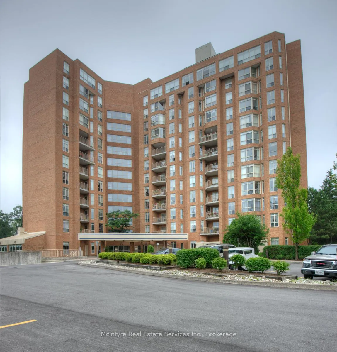 Photo 21 of Unit 405, 1414 King Street E, Kitchener — HOMEH