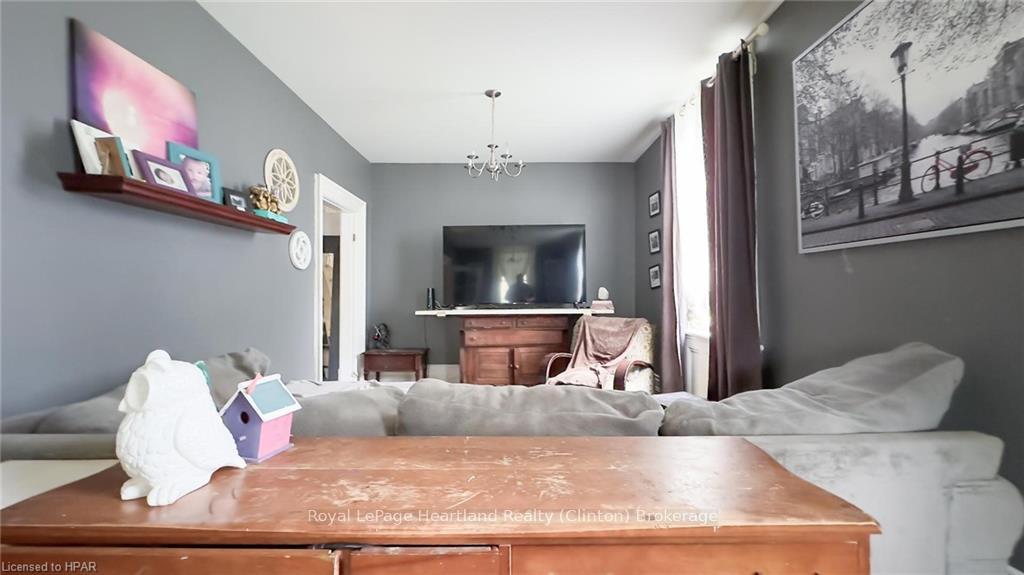 Photo 2 of 208 Townsend Street, Central Huron, Clinton — HOMEH