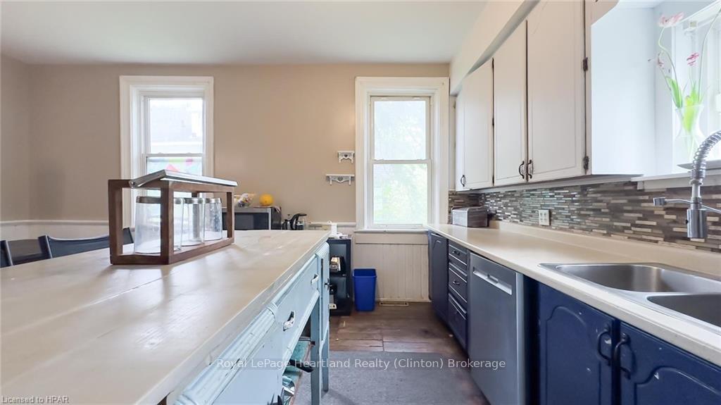 Photo 6 of 208 Townsend Street, Central Huron, Clinton — HOMEH