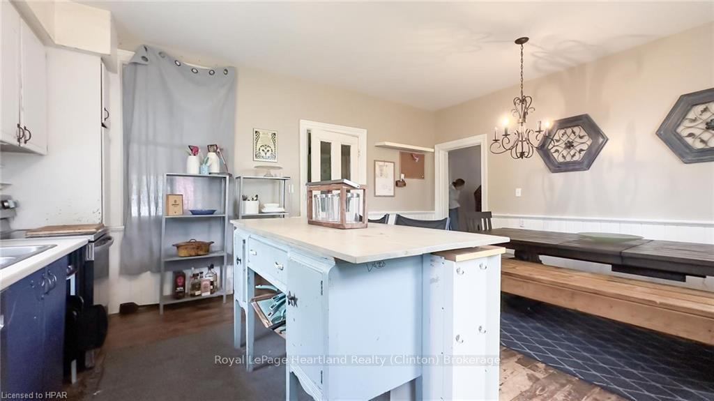 Photo 7 of 208 Townsend Street, Central Huron, Clinton — HOMEH