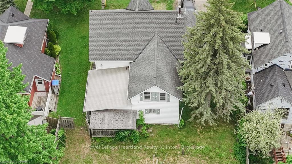Photo 33 of 208 Townsend Street, Central Huron, Clinton — HOMEH