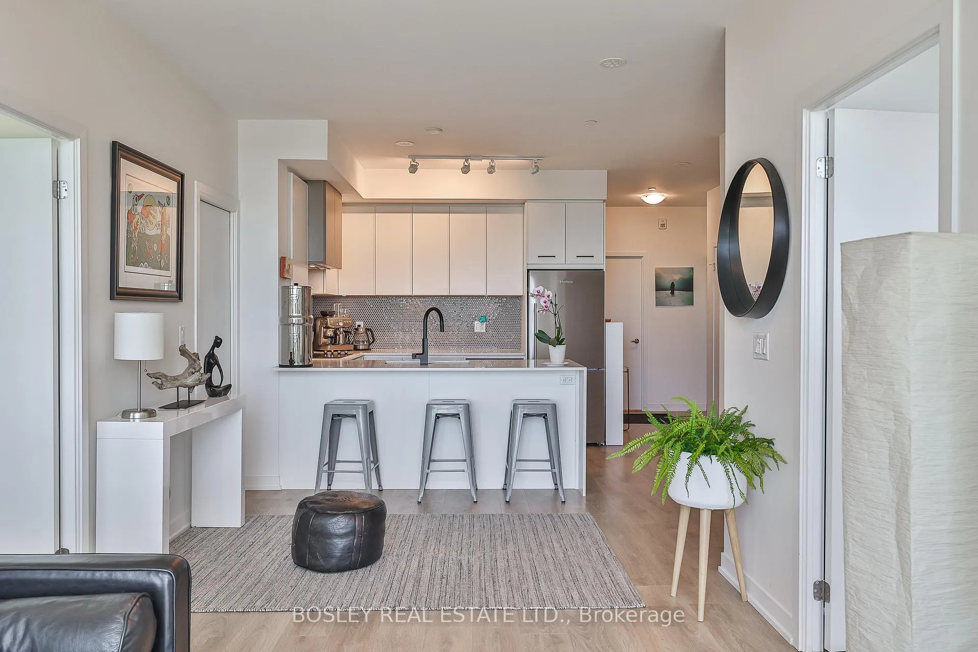 Photo 10 of Unit 607, 899 Queen Street E, Toronto, South Riverdale — HOMEH