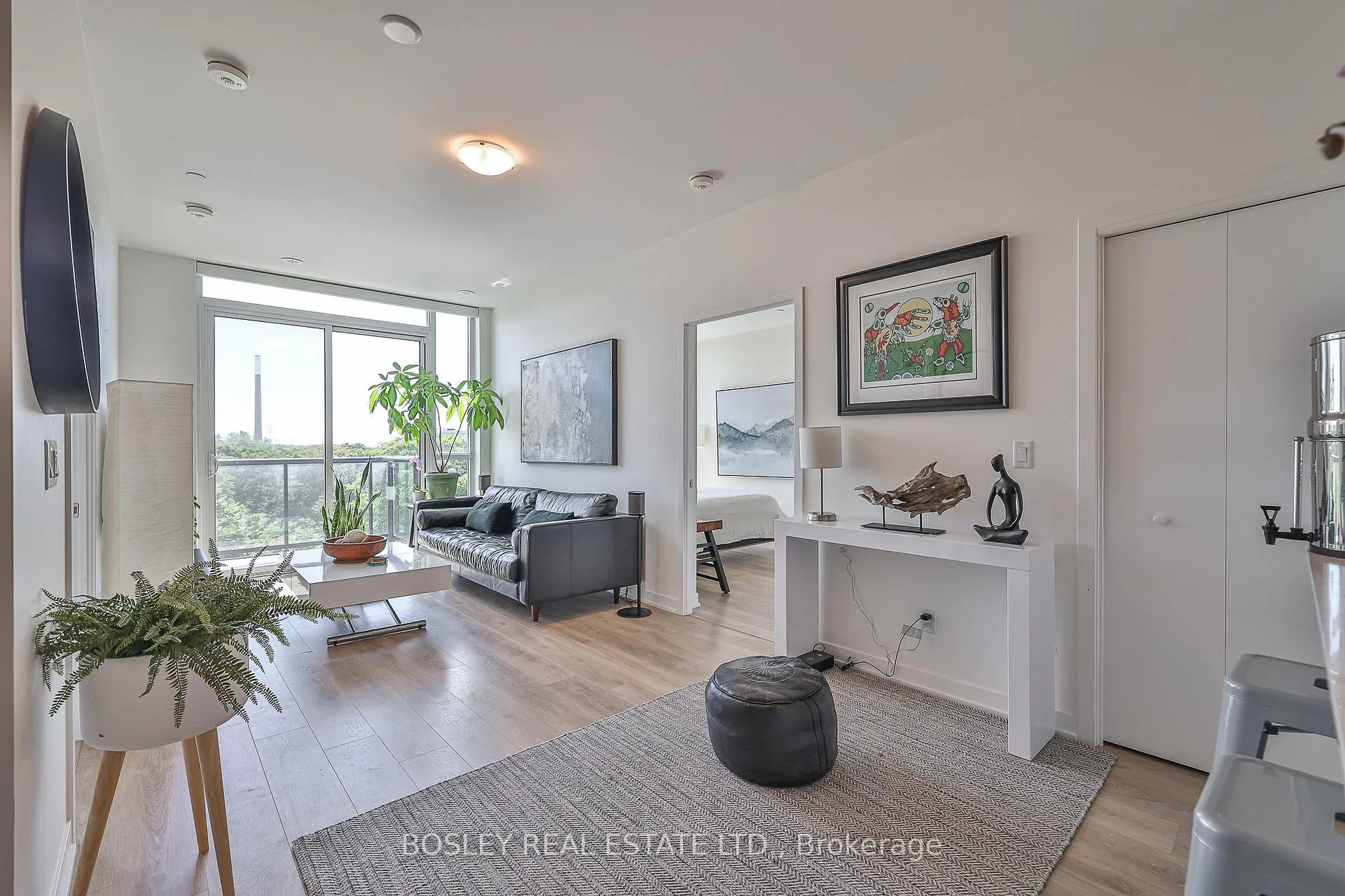 Photo 12 of Unit 607, 899 Queen Street E, Toronto, South Riverdale — HOMEH