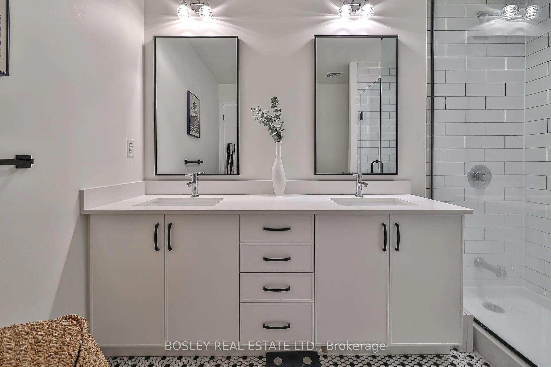 Photo 19 of Unit 607, 899 Queen Street E, Toronto, South Riverdale — HOMEH