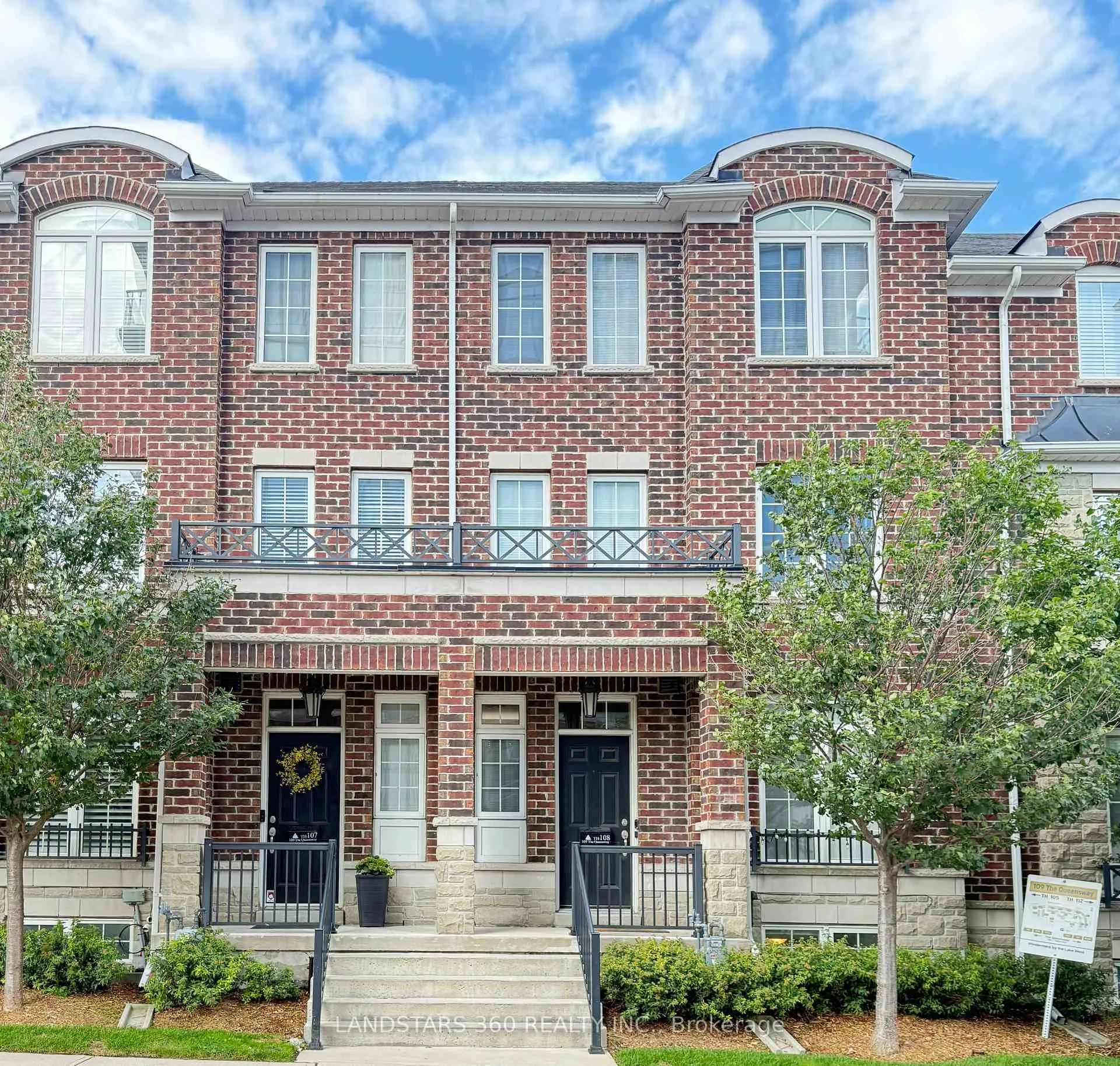 Front of Unit #108, 109 The Queensway