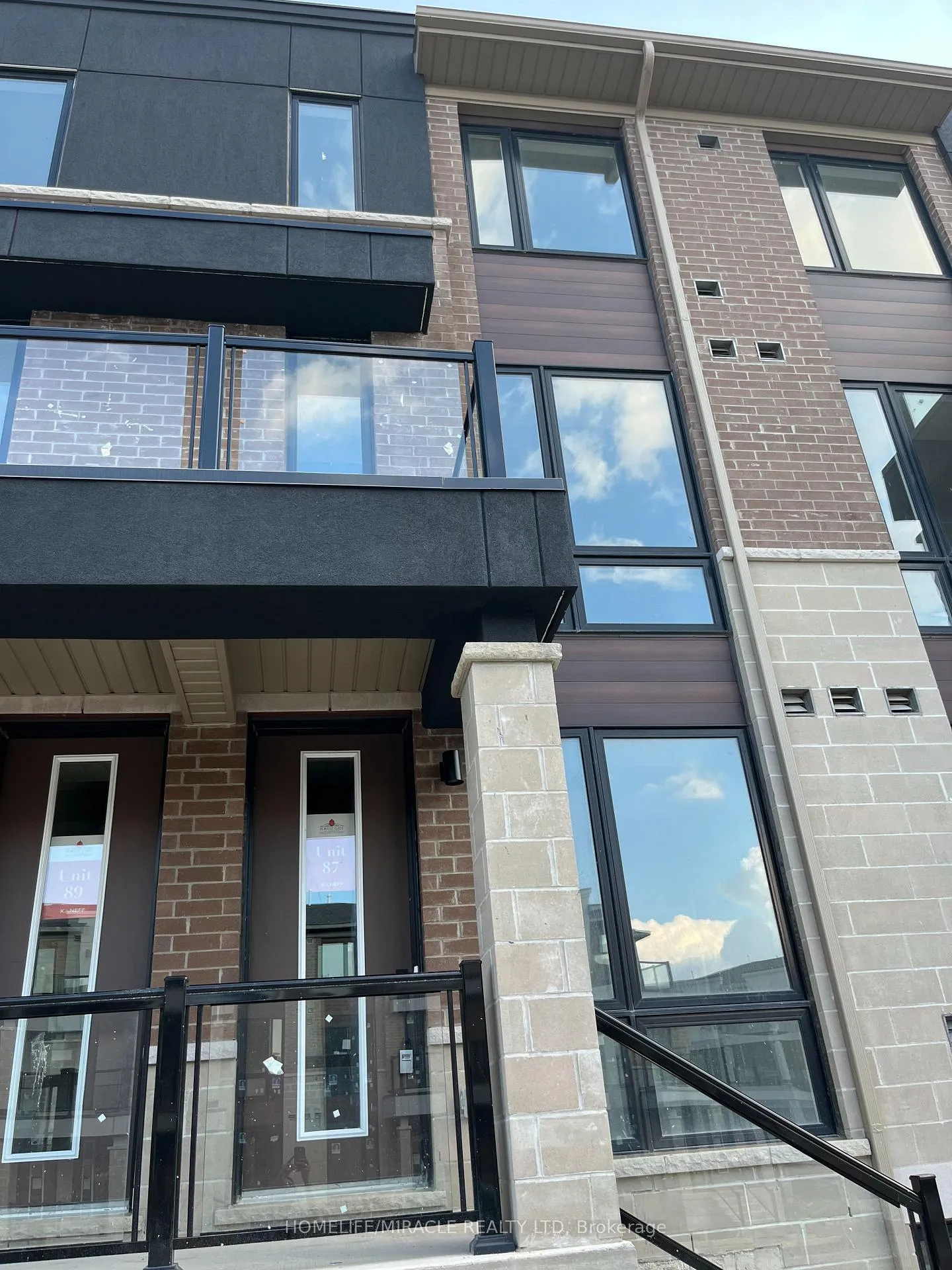 Photo 1 of Unit 87, 25 Knotsberry Circle E, Brampton, Bram West — HOMEH