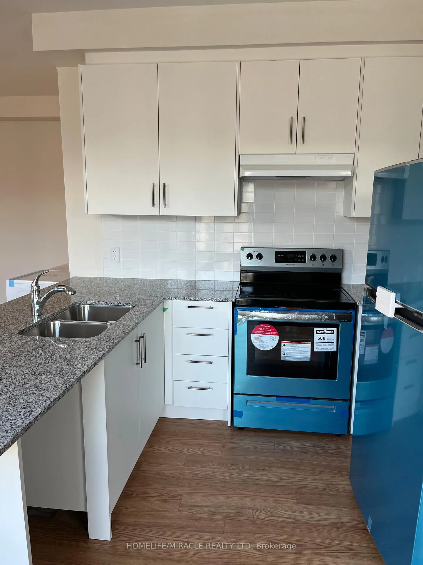 Photo 7 of Unit 87, 25 Knotsberry Circle E, Brampton, Bram West — HOMEH