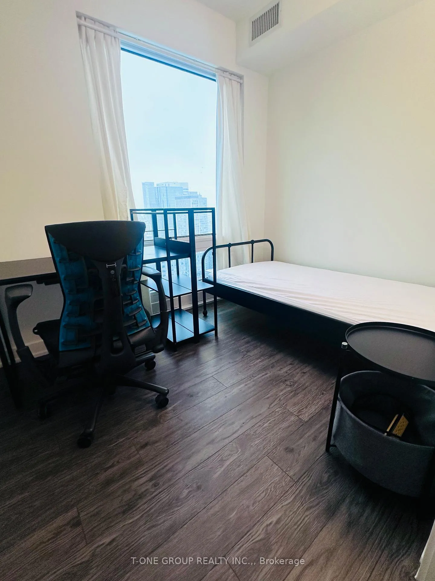Photo 6 of Unit 4210, 88 Queen Street E, Toronto, Church-Yonge Corridor — HOMEH