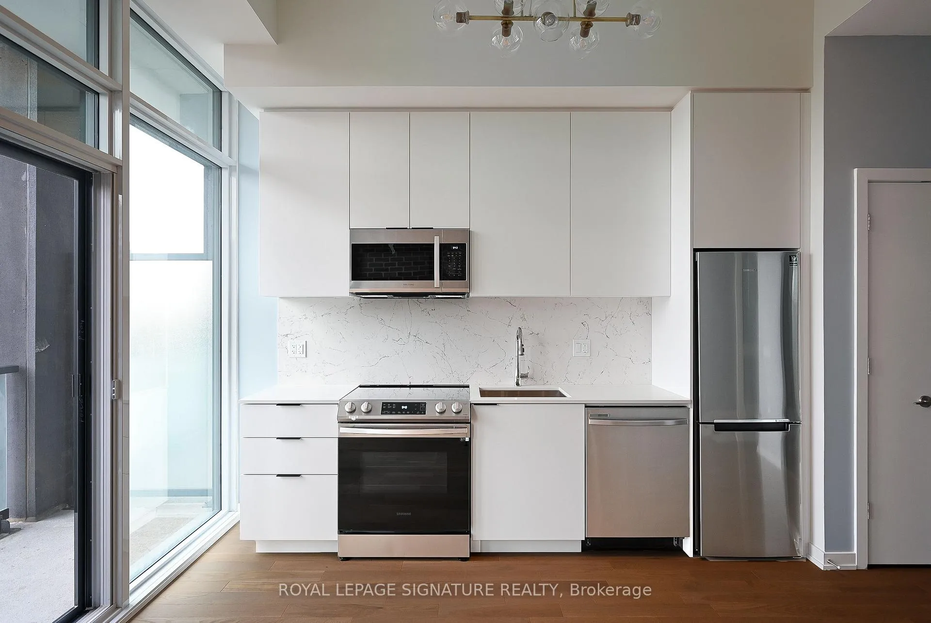 Photo 4 of Unit 421, 50 Power Street, Toronto, Moss Park — HOMEH