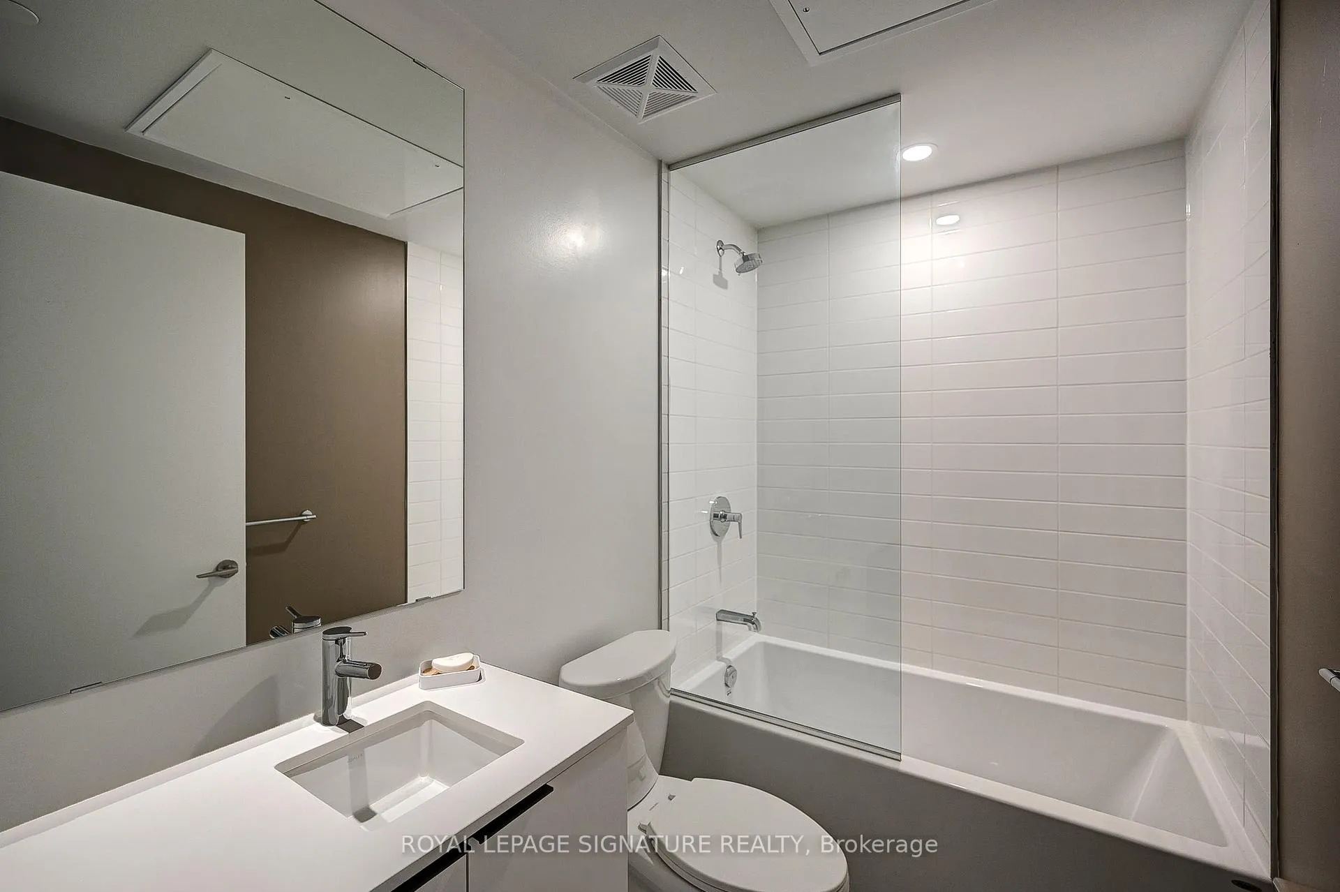 Photo 11 of Unit 421, 50 Power Street, Toronto, Moss Park — HOMEH