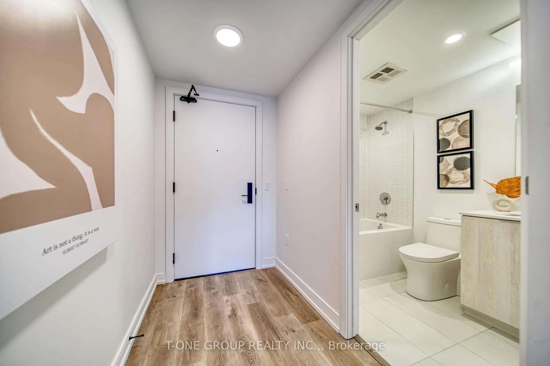 Photo 4 of Unit 910, 1 Jarvis Street, Hamilton, Beasley — HOMEH