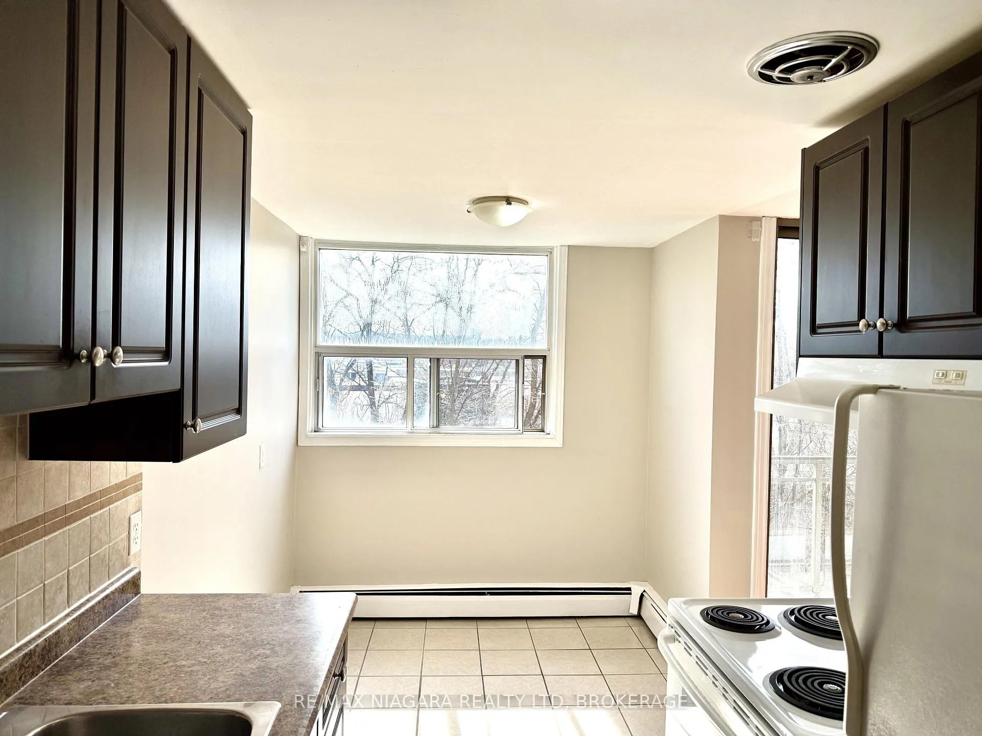 Photo 17 of Unit 207, 7 Riverview Boulevard, St. Catharines, Glendale/Glenridge — HOMEH