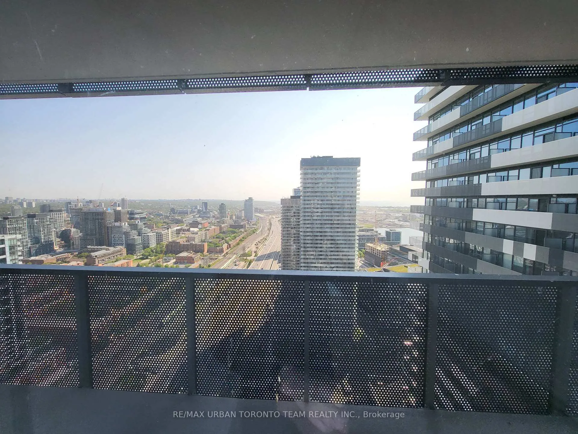 Photo 3 of Unit 4607, 55 Cooper Street, Toronto, Waterfront Communities — HOMEH